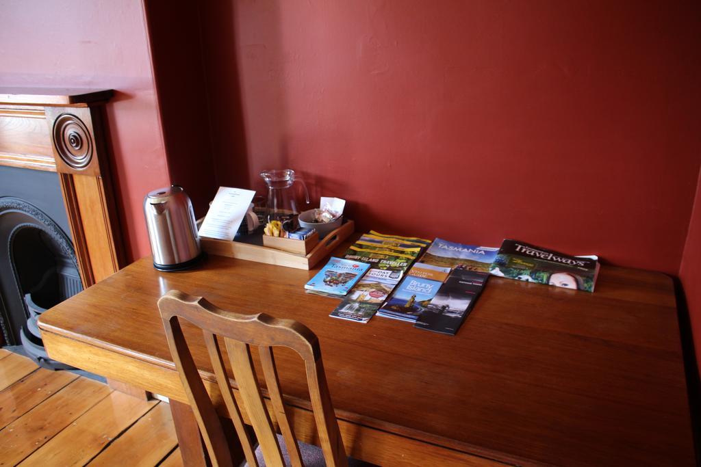 The Tasmanian Inn Hobart Extérieur photo