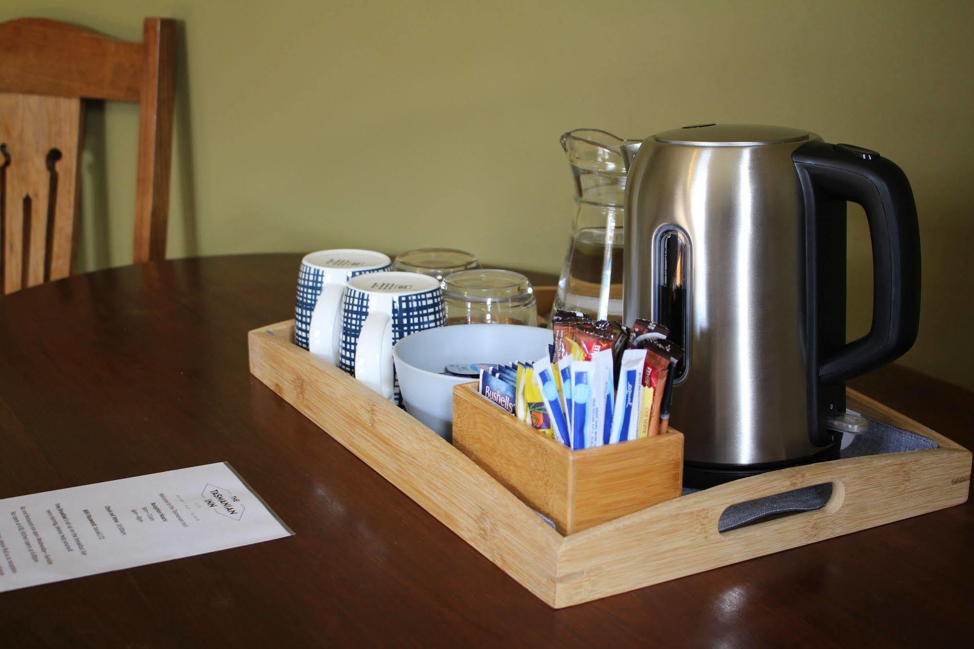 The Tasmanian Inn Hobart Extérieur photo